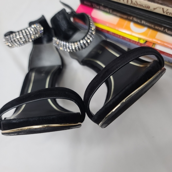 Kenneth Cole Black Suede Rhinestone Ankle Strap 4.75 inch High Heels Size 8 - Picture 5 of 14
